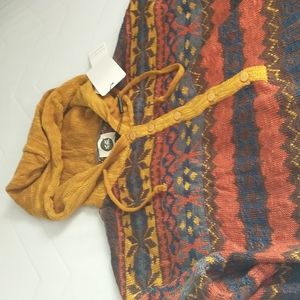 NWT Buykud fall colors hooded sweater